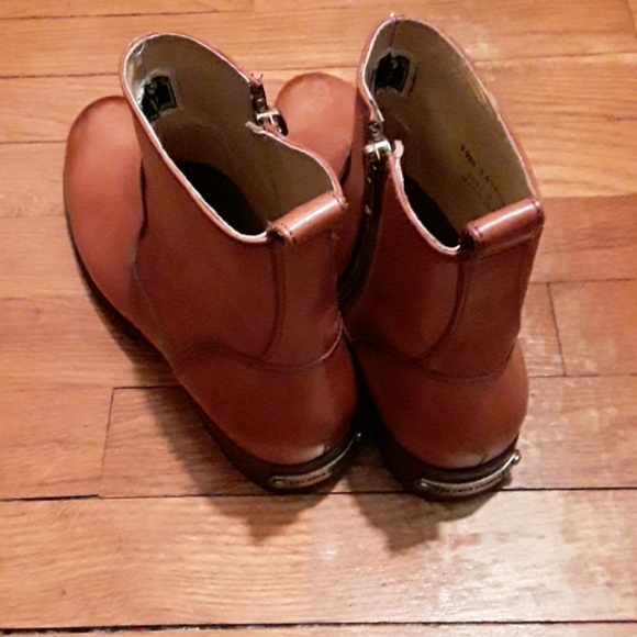 FRYE ANKLE BOOTIES 8M - Picture 2 of 5